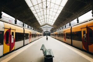 claudio-schwarz-294j9hG1N3w-unsplash